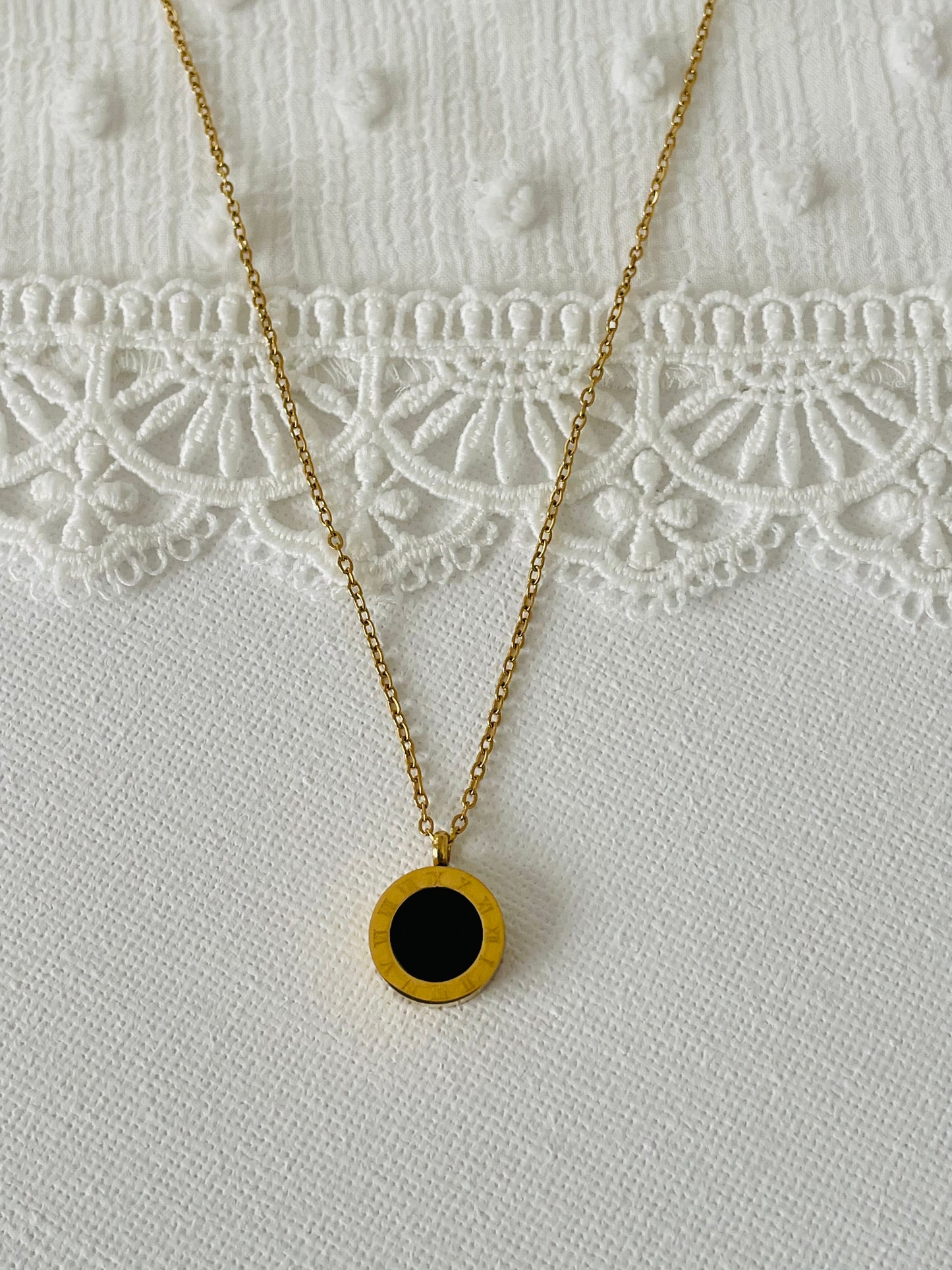 Collier Anna