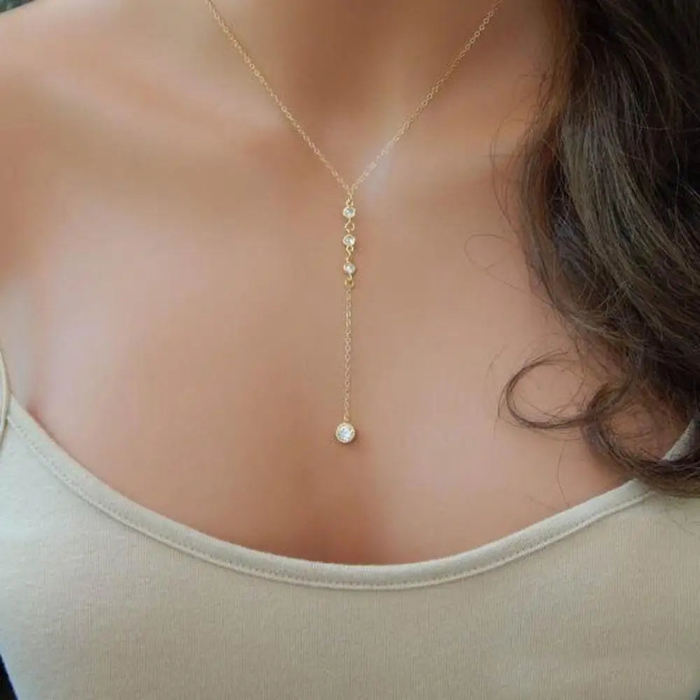 Collier Ras du Cou en Y – Acier Inoxydable Doré & Cristaux