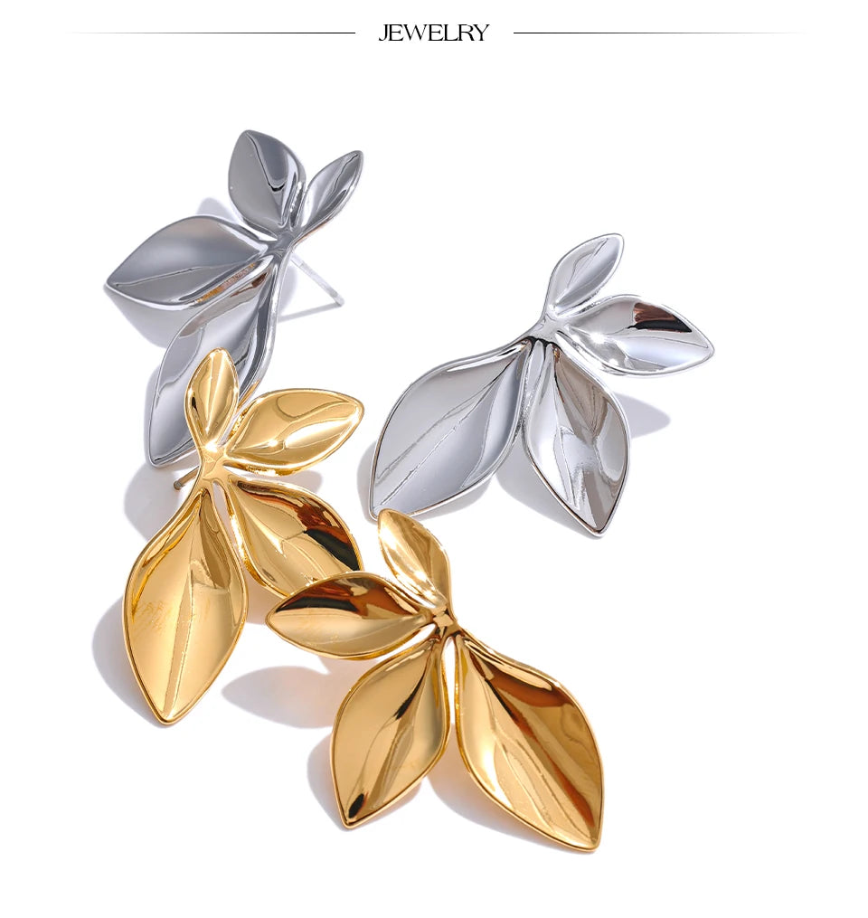 Boucles d’oreilles feuillage – Acier inoxydable doré, design sculpté