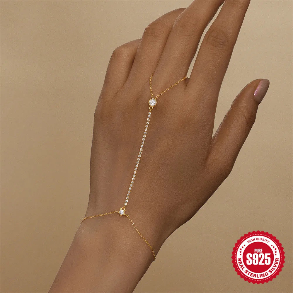 Bracelet Chaîne de Main Chic – L’Élégance au Bout des Doigts