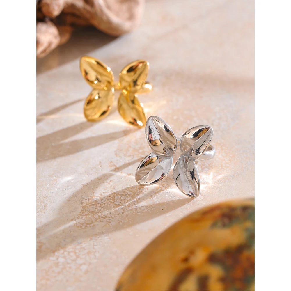 Bague Fleur Sculptée en Acier Inoxydable