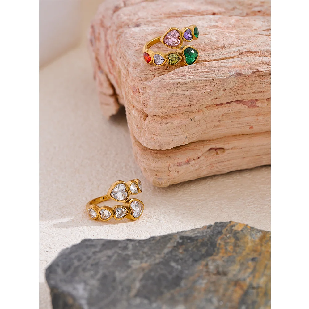 Zirkon-Herzring – Vergoldeter Edelstahl, verstellbar und funkelnd
