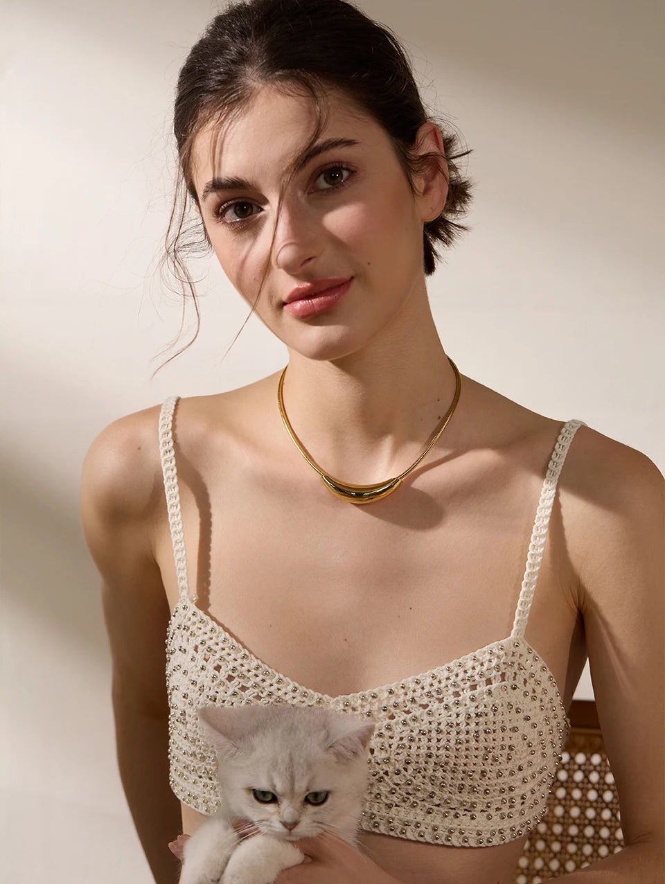 Collier Ras du Cou Tendance Plaqué Or 18K – Minimaliste et Stylé