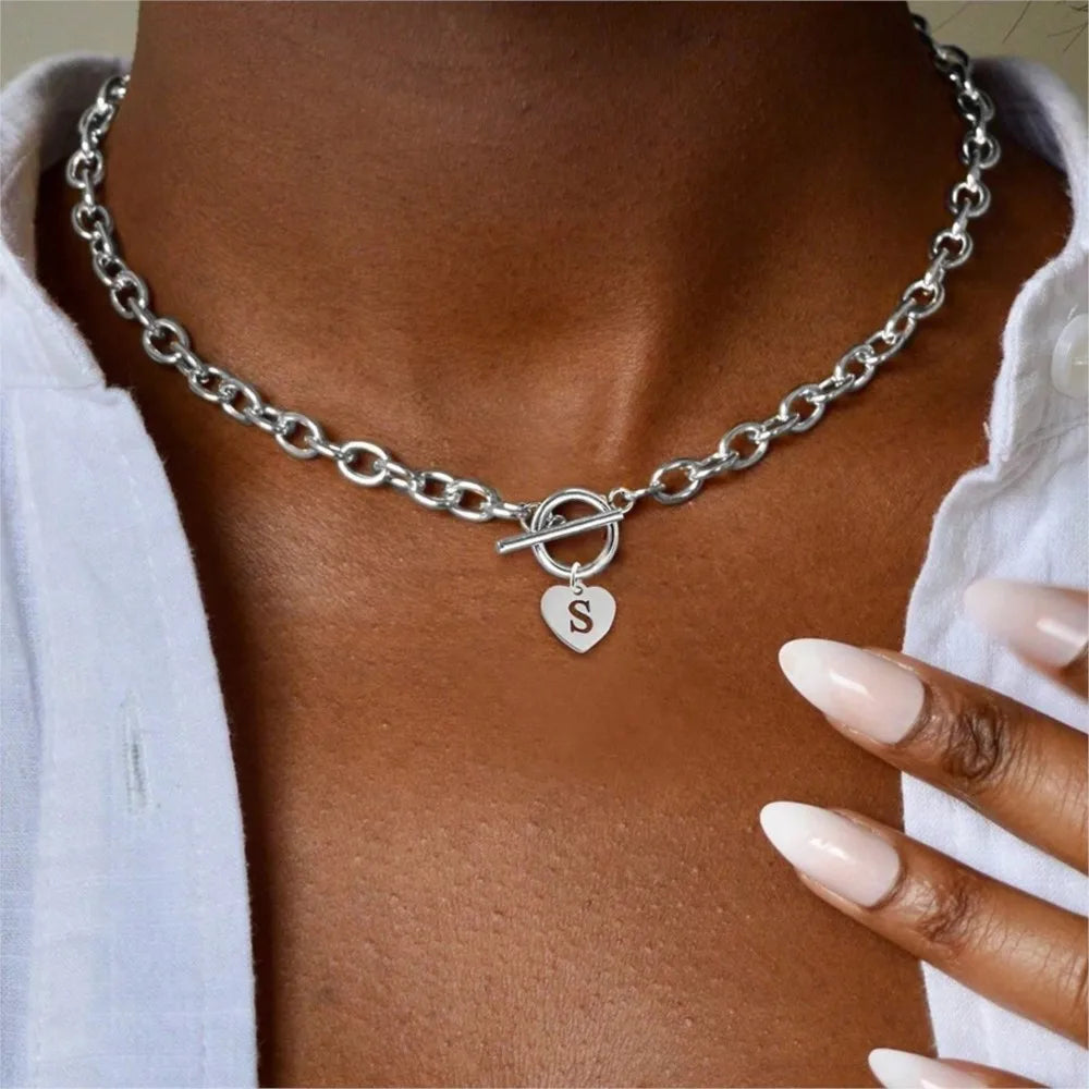 Anpassbare Edelstahl-Herzkette mit Initialen - Trendiger Gold- oder Silberschmuck