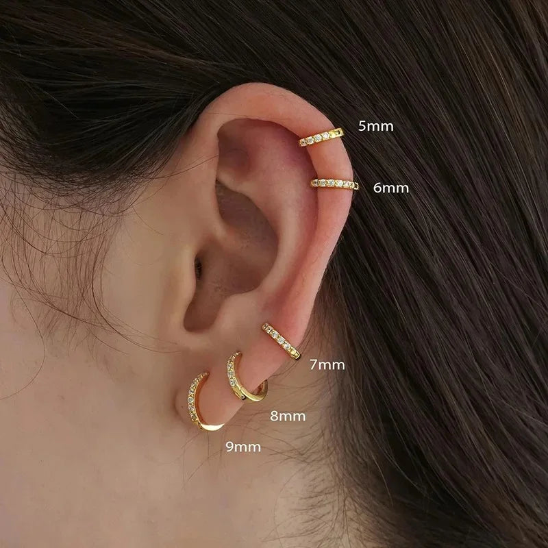 Créoles en acier inoxydable avec zircons – 12 tailles - finition dorée ou argentée