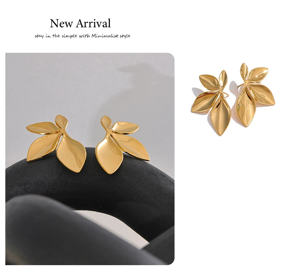 Boucles d’oreilles feuillage – Acier inoxydable doré, design sculpté