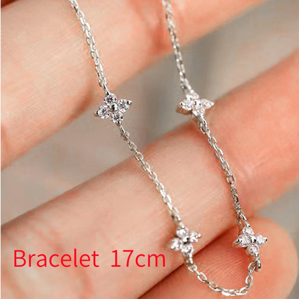 Collier ou Bracelet Pendentif Pétale en Argent 925 – Délicatesse & Éclat