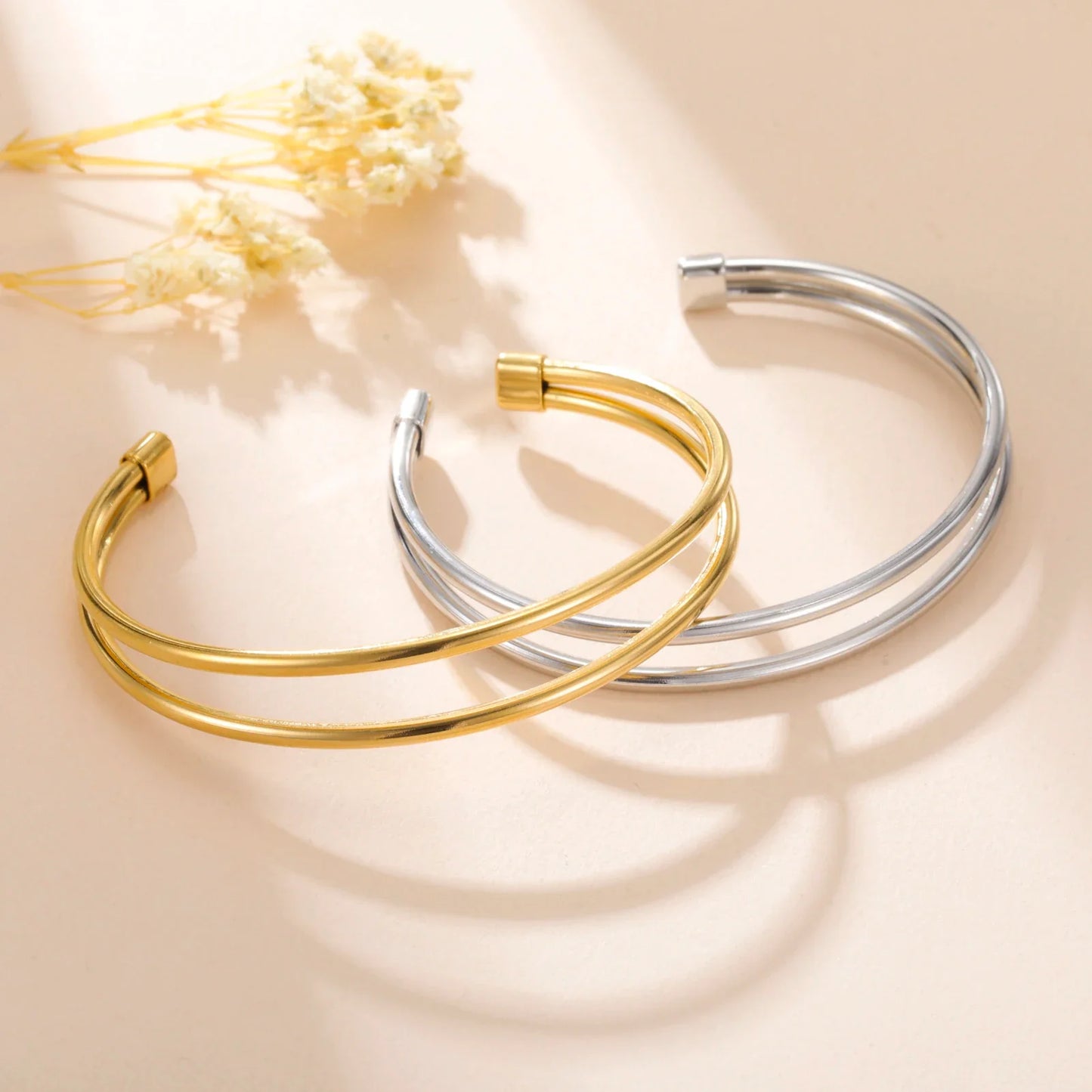 Bracelet manchette multi-rangs doré en acier inoxydable