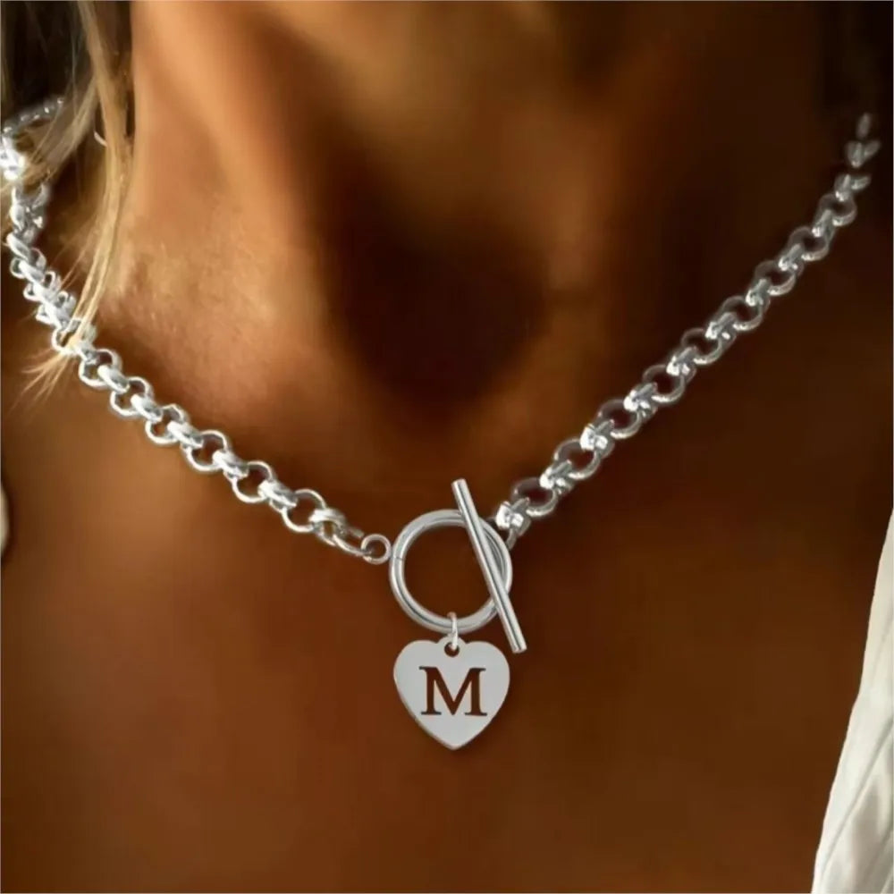Anpassbare Edelstahl-Herzkette mit Initialen - Trendiger Gold- oder Silberschmuck