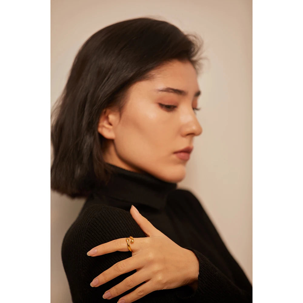 Bague superposable femme en acier inoxydable doré – Design enlacé