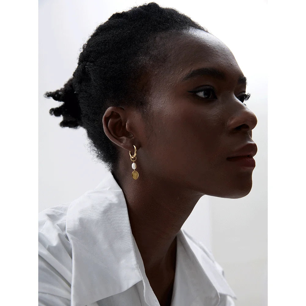 Boucles d’oreilles goutte perle & médaillon – Acier inoxydable doré ou argenté
