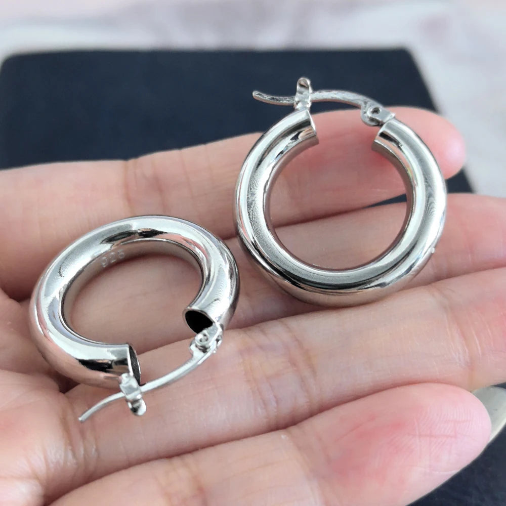 Boucles d’oreilles asymétriques étoile & lune en argent 925  Créoles plaqué or CZ tendance