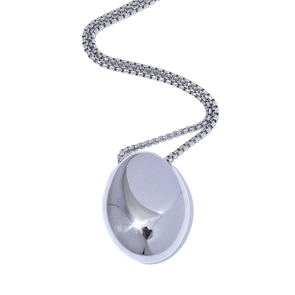 Collier long pendentif ovale en acier inoxydable