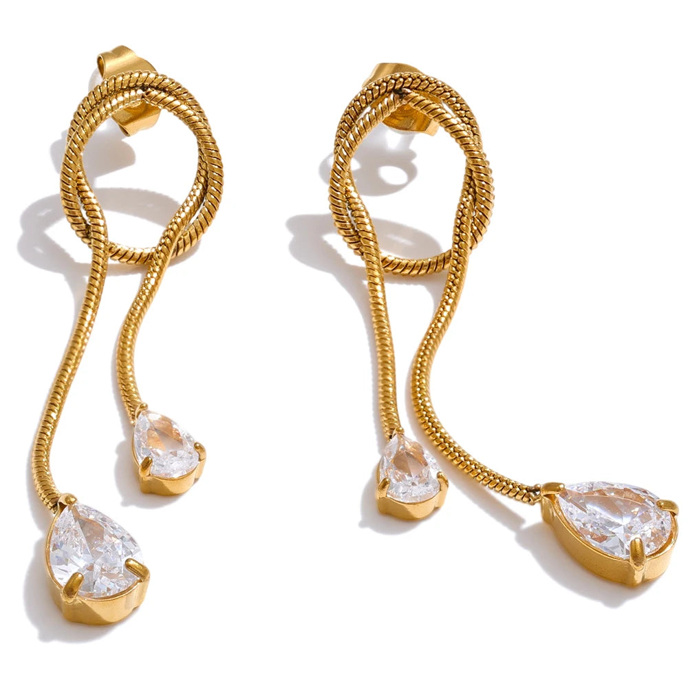 Boucles d’oreilles dorées gouttes zircon et torsades