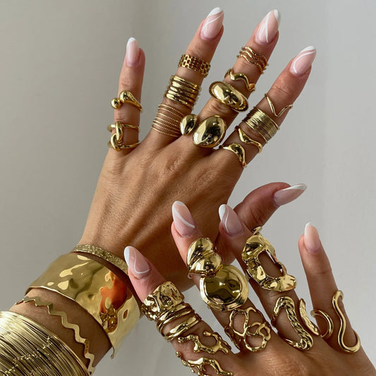 Bagues femme dorées empilables – Anneaux minimalistes en acier inoxydable plaqué or 18K, réglables et tendance