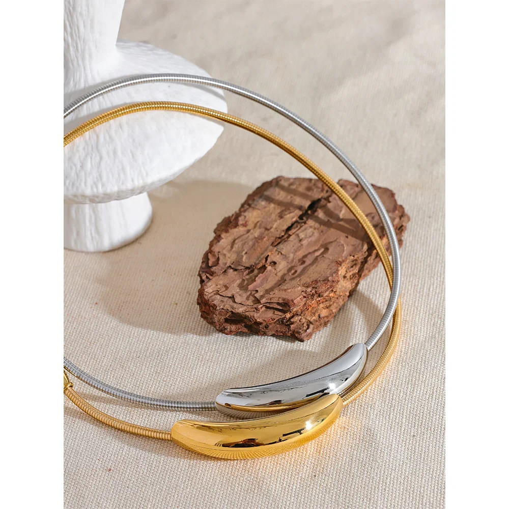 Choker doré minimaliste – chaîne légère