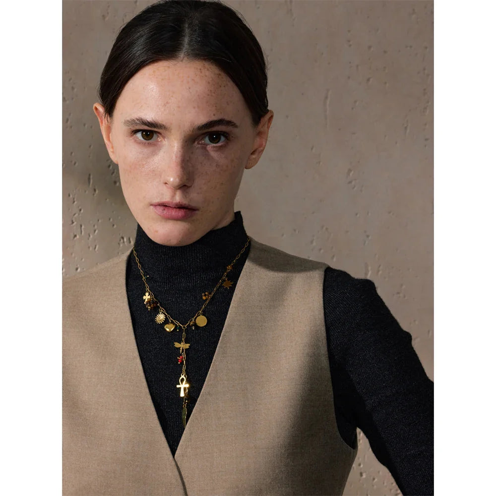 Collier pierres naturelles – libellule & symboles