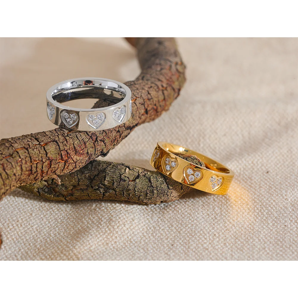 Bague cœurs scintillants – Acier inoxydable doré & zircons