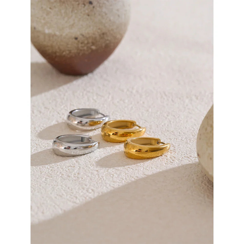 Boucles anneaux U géométriques dorés inox