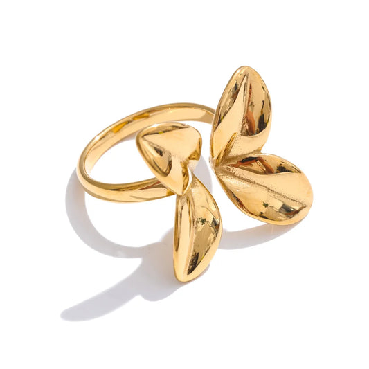 Bague Fleur Sculptée en Acier Inoxydable