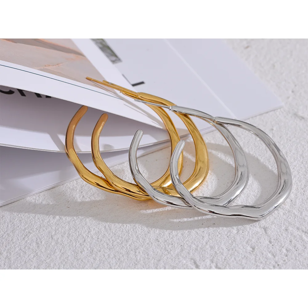 Boucles d'Oreilles Minimalistes en Acier Inoxydable – Design Géométrique