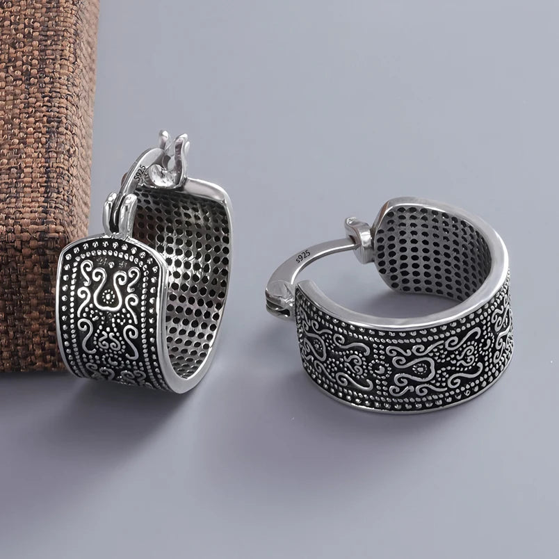 Boucles d’oreilles asymétriques étoile & lune en argent 925  Créoles plaqué or CZ tendance