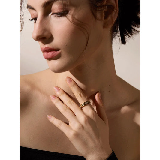 Bague cœurs scintillants – Acier inoxydable doré & zircons