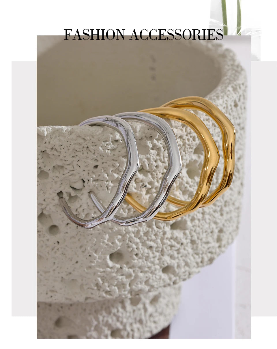 Boucles d'Oreilles Minimalistes en Acier Inoxydable – Design Géométrique