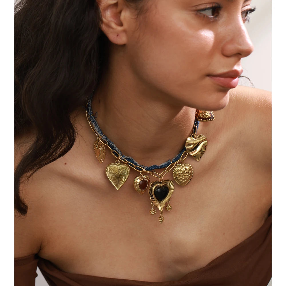 Collier denim & charms cœur
