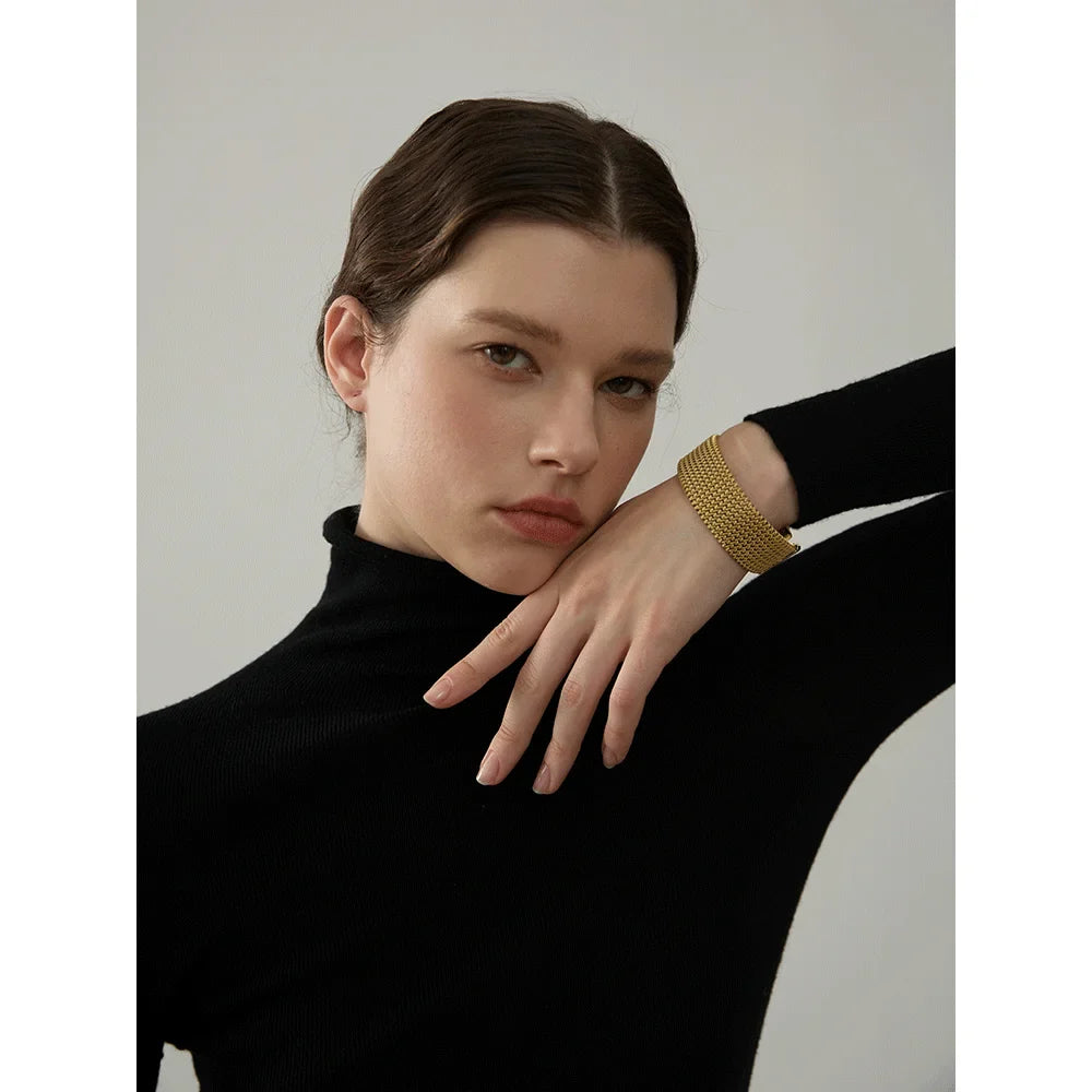 Bracelet large ajouré en acier inoxydable