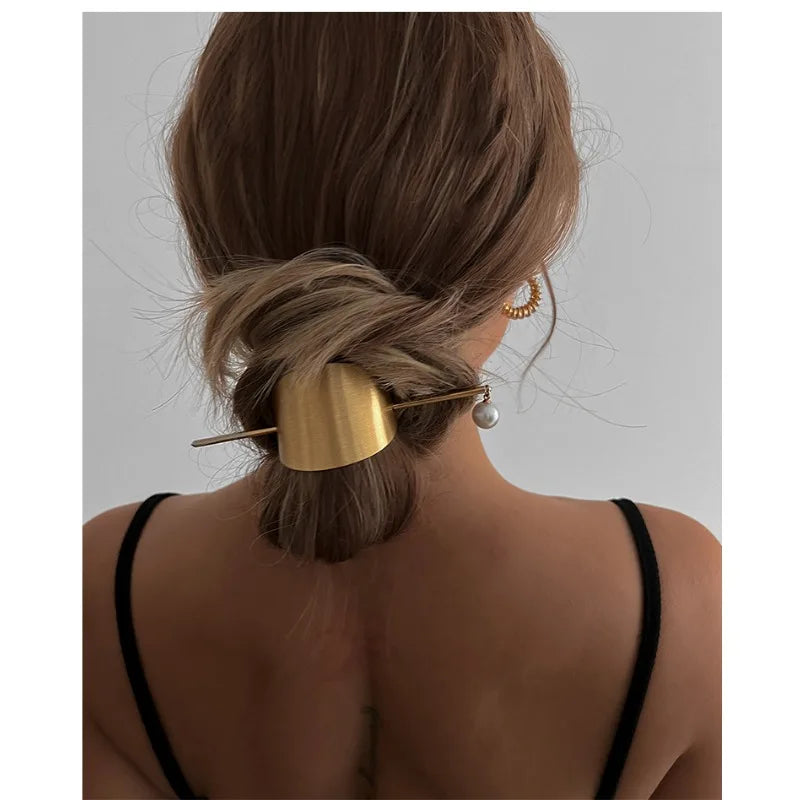 Barrette perles dorées pour chignon