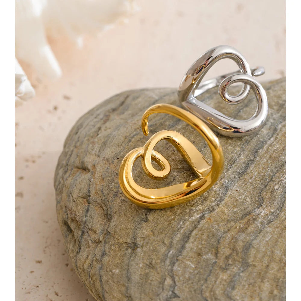 Bague ajustable cœur évidé acier inoxydable élégante