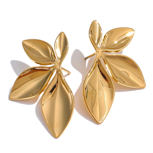 Boucles d’oreilles feuillage – Acier inoxydable doré, design sculpté