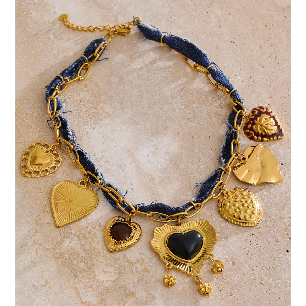 Collier denim & charms cœur