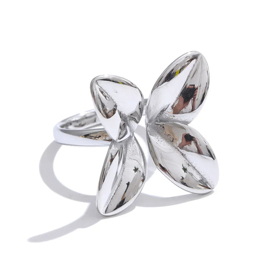 Bague fleur lisse – doré ajustable