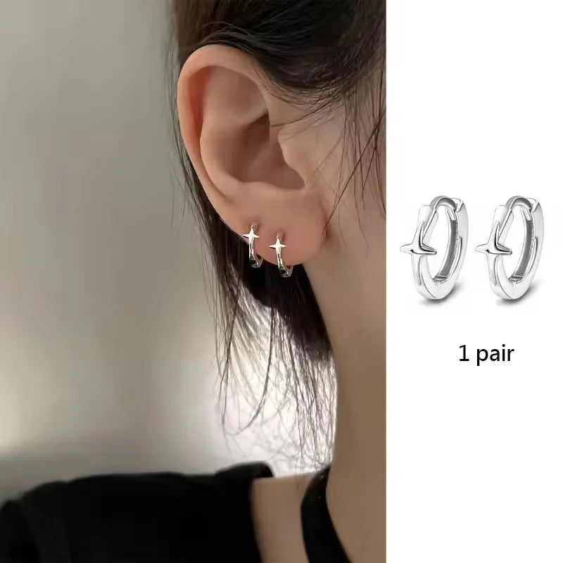 Boucles d’oreilles asymétriques étoile & lune en argent 925  Créoles plaqué or CZ tendance